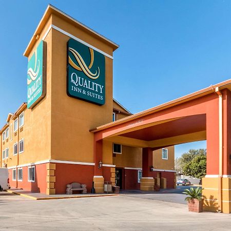 Quality Inn & Suites Seaworld North Сан-Антонио Экстерьер фото